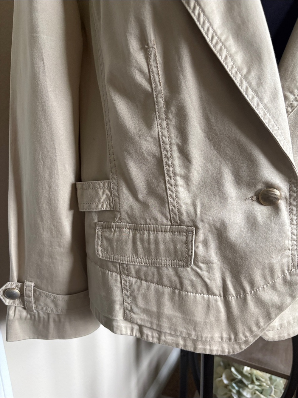 Women's Cream Tailored Blazer Jacket by Cach’e - Picture 2 of 9